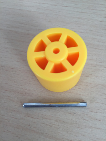 MASTERIO ROLKA PROWADZĄCA ŻÓŁTA RPR002